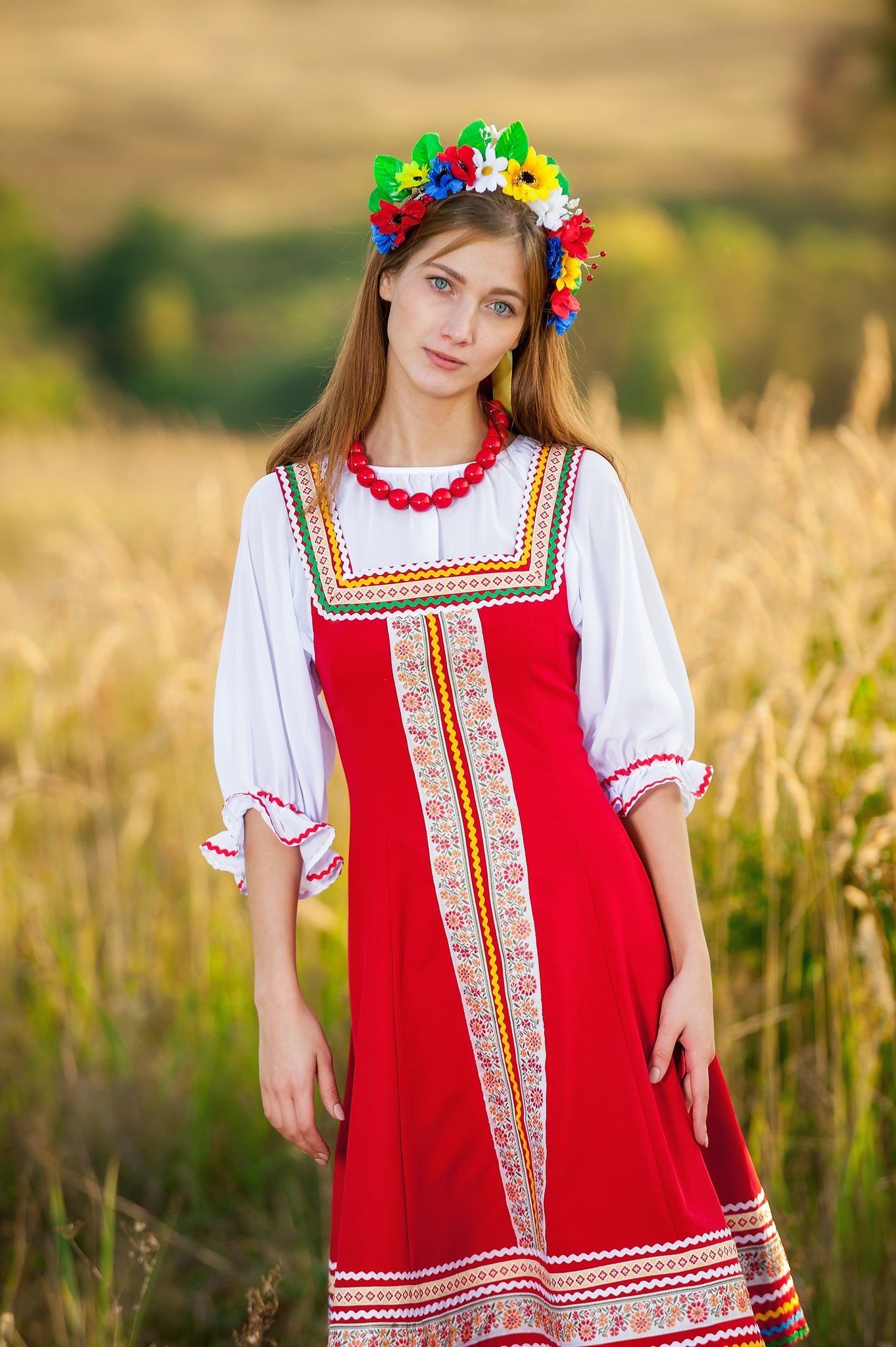 Women in Slavic costumes in Huh Hoto